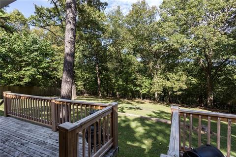 8518 Spruce Dr, Rogers, AR 72756 photo 4