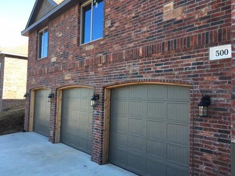 500 Trieste Dr, Centerton, AR 72719 photo 2