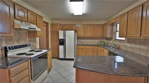 8520 Haven Dr, Rogers, AR 72756 photo 2