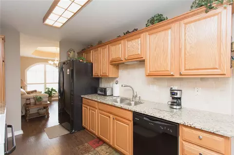 501 Prairie St, Lowell, AR 72745 photo 7