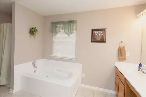501 Prairie St, Lowell, AR 72745 photo 15
