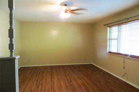 8223 Cypress Ave, Fort Smith, AR 72908 photo 2