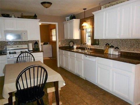 206 W Pinto St, Goodman, MO 64843 photo 4