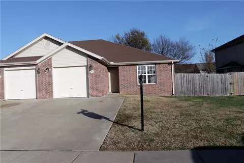 1184 Homestead Loop, Springdale, AR 72764 photo 1