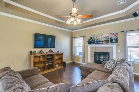 104 Fox Run Cir, Centerton, AR 72719 photo 4