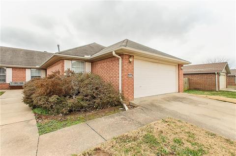 912 E Sumac St, Rogers, AR 72756 photo 3