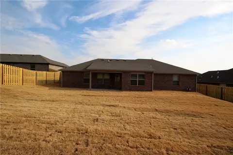 619 NEagle Dr, Gravette, AR 72736 photo 7