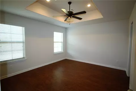 621 NEagle Dr, Gravette, AR 72736 photo 4