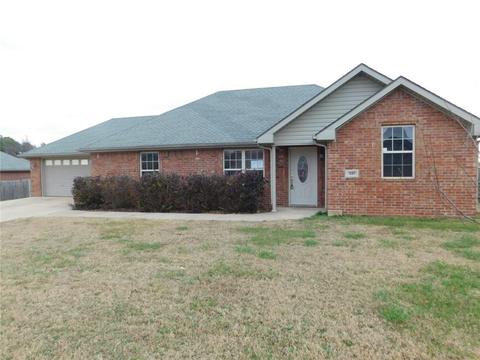 531 Tamarron Dr, Centerton, AR 72719 photo 1
