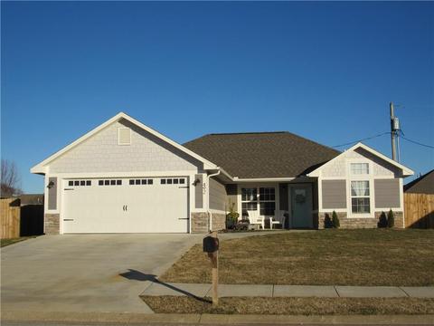 492 White Oak St, Gentry, AR 72734 photo 1