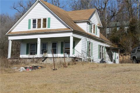 5500 E Robinson Ave, Springdale, AR 72764 photo 4