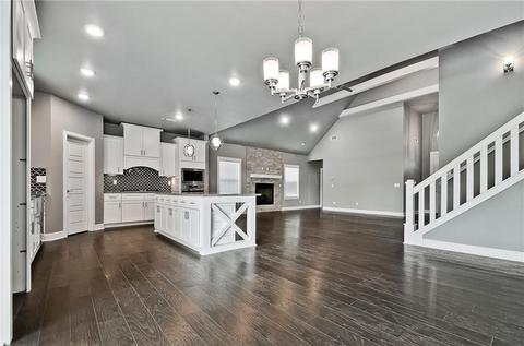 1011 Silver Maple St, Centerton, AR 72719 photo 5