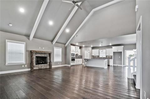 1250 Hope St, Centerton, AR 72719 photo 4