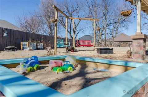 2916 N 15th St, Rogers, AR 72756 photo 5