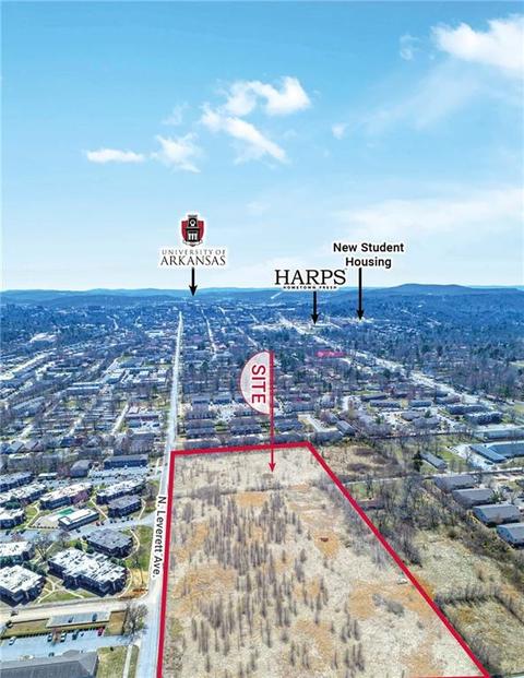 920 Elm St, Fayetteville, AR 72704