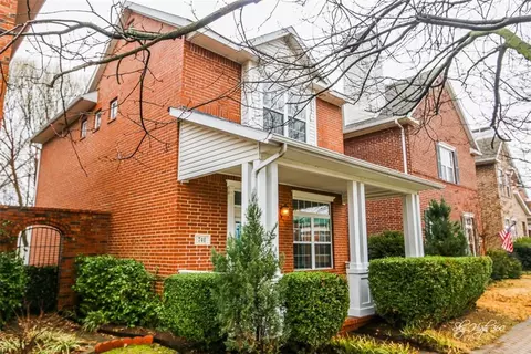 741 Founders Park Dr, Springdale, AR 72762 photo 2