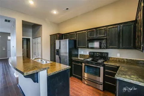 741 Founders Park Dr, Springdale, AR 72762 photo 4