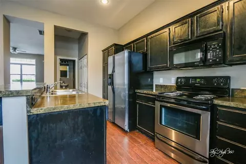 741 Founders Park Dr, Springdale, AR 72762 photo 3