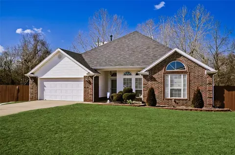 3196 Eagle Crest Cir, Springdale, AR 72762 photo 1
