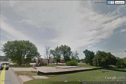 3049 E Robinson Ave, Springdale, AR 72764 photo 2