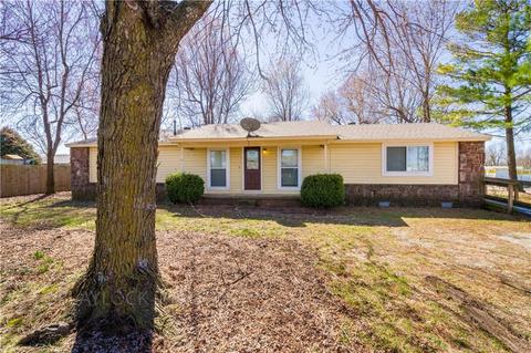 615 Jackson Pl, Lowell, AR 72745 photo 1