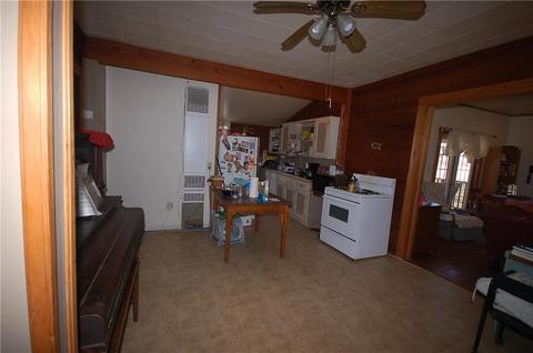 471 4th St, Saint Paul, AR 72760 photo 4