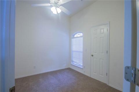 706 Pennington St, Lowell, AR 72745 photo 9