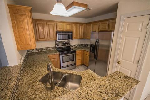 706 Pennington St, Lowell, AR 72745 photo 3