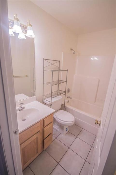 706 Pennington St, Lowell, AR 72745 photo 10