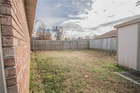 706 Pennington St, Lowell, AR 72745 photo 14