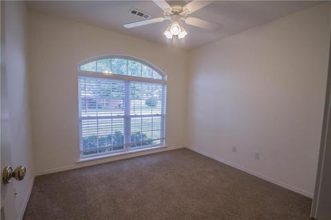 706 Pennington St, Lowell, AR 72745 photo 12