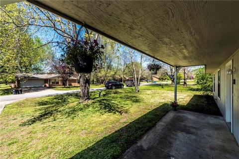 301 Jay Ave, Elkins, AR 72727 photo 3