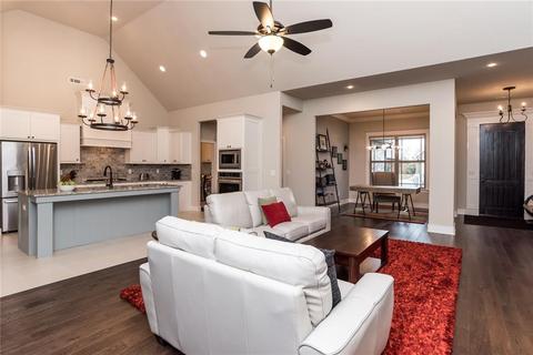 4608 W Canopy Meadows Dr, Rogers, AR 72758 photo 12