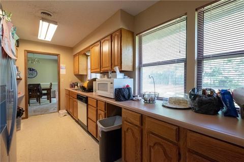 223 Township Dr, Centerton, AR 72719 photo 6