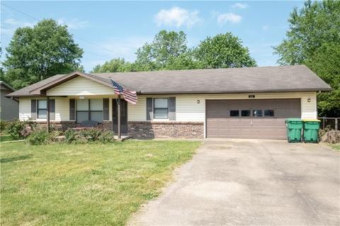 223 Township Dr, Centerton, AR 72719 photo 1