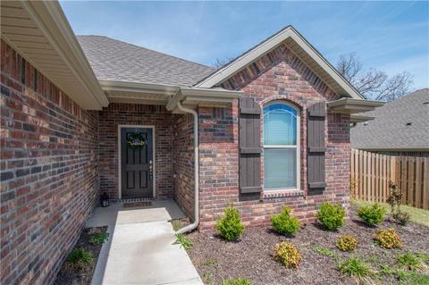 815 E Asher Dr, Rogers, AR 72758 photo 4