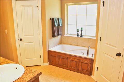 412 Geneva St, Rogers, AR 72758 photo 7