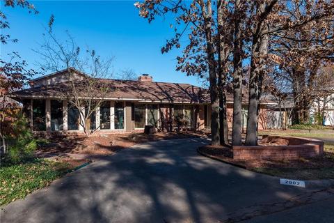 2002 Oak Hill Dr, Springdale, AR 72762 photo 1