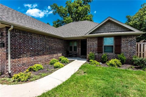 3113 S J St, Rogers, AR 72758 photo 2