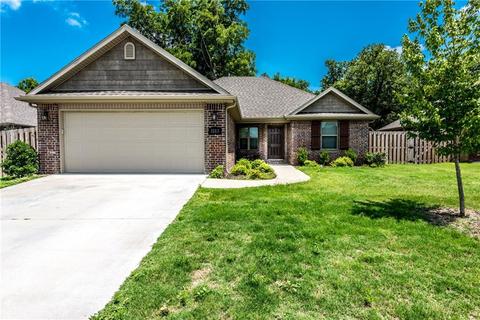 3113 S J St, Rogers, AR 72758 photo 1
