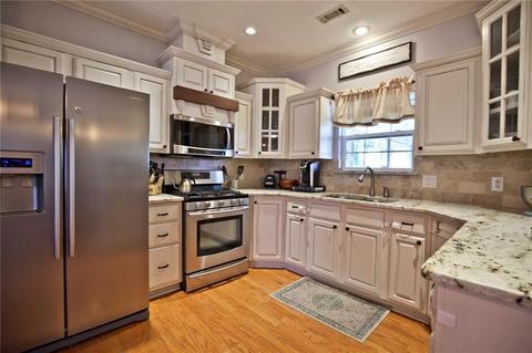 806 Grandy Pl, Lowell, AR 72745 photo 10