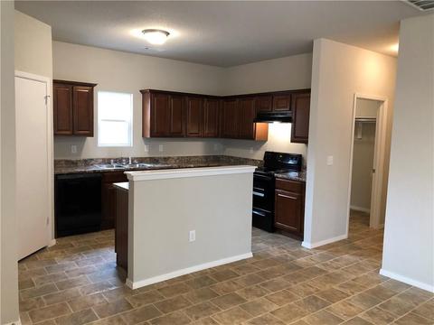 208 E Kara Ln, Rogers, AR 72758 photo 5