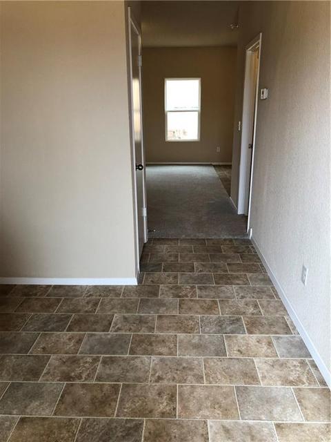 206 E Kara Ln, Rogers, AR 72758 photo 2
