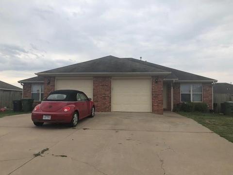 304 306 E Asher Ct, Rogers, AR 72758 photo 1