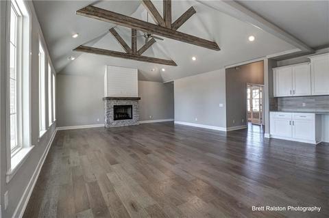 941 Silver Maple St, Centerton, AR 72719 photo 6