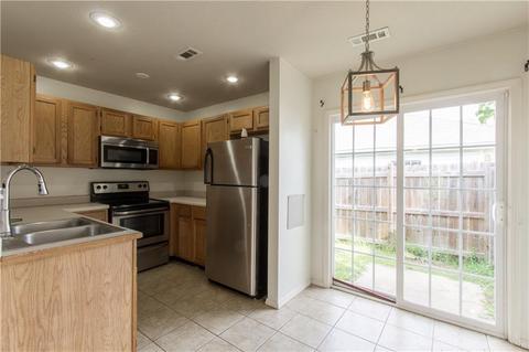 403 Cascade Cir, Springdale, AR 72764 photo 4