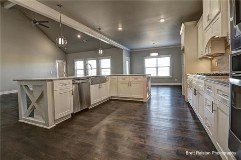 1030 Silver Maple St, Centerton, AR 72719 photo 10