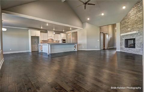 1030 Silver Maple St, Centerton, AR 72719 photo 5