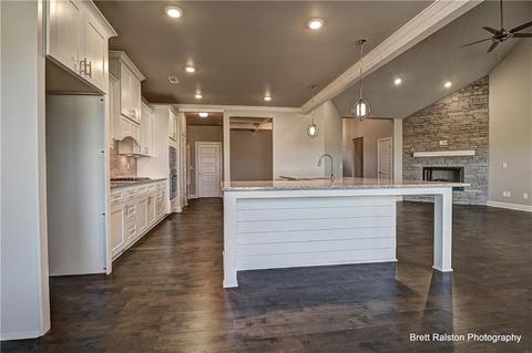1030 Silver Maple St, Centerton, AR 72719 photo 7