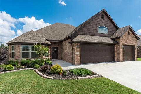 701 Tamarron Dr, Centerton, AR 72719 photo 1